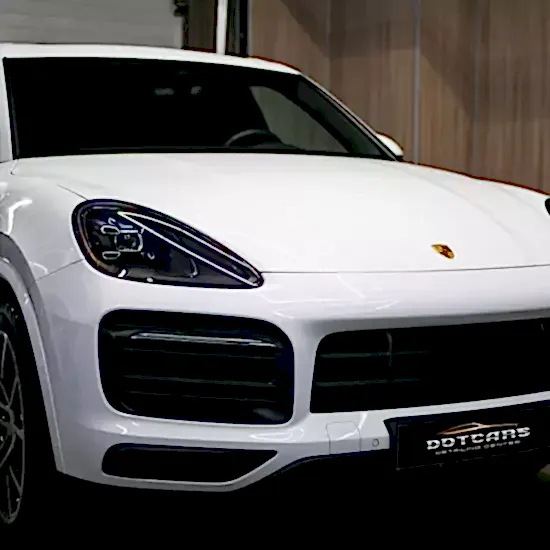 Оклейка в глянцевый полиуретан ксералик Porsche Cayenne