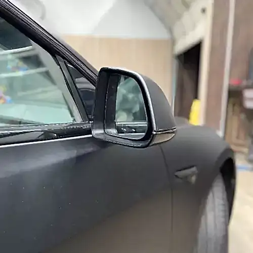 oklejka-v-matovyj-poliuretan-tesla-model-3-10