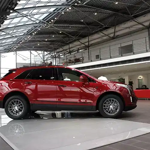 kompleks-uslug-cadillac-xt5-i-1