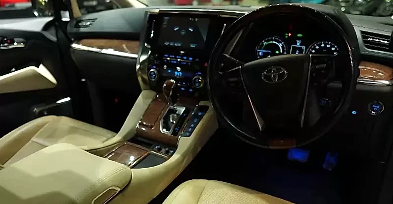kompleks-detejling-uslug-toyota-alphard-2