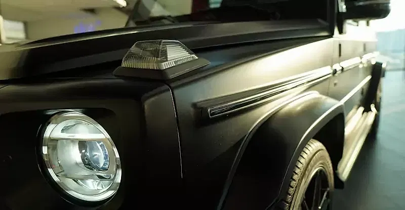 oklejka-plenkoj-chernogo-mercedes-benz-g-klass-11