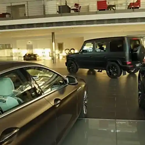 oklejka-plenkoj-chernogo-mercedes-benz-g-klass-27