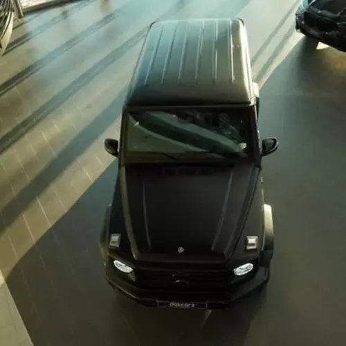 oklejka-plenkoj-chernogo-mercedes-benz-g-klass-8