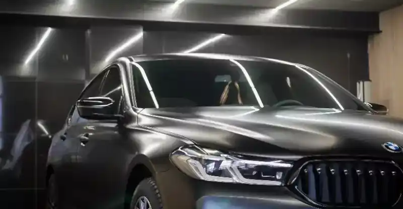 bmw-5-oklejka-v-matovuyu-poliuretanovuyu-plenku-6
