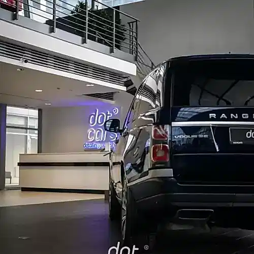 range-rover-vega-oklejka-v-glyancevyj-poliuretan-28