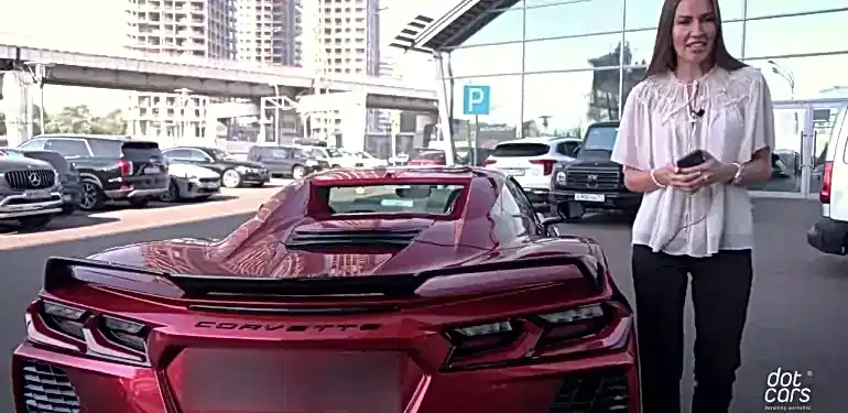 Chevrolet Corvette – самый известный американский спорткар оклеен в плёнку Vega